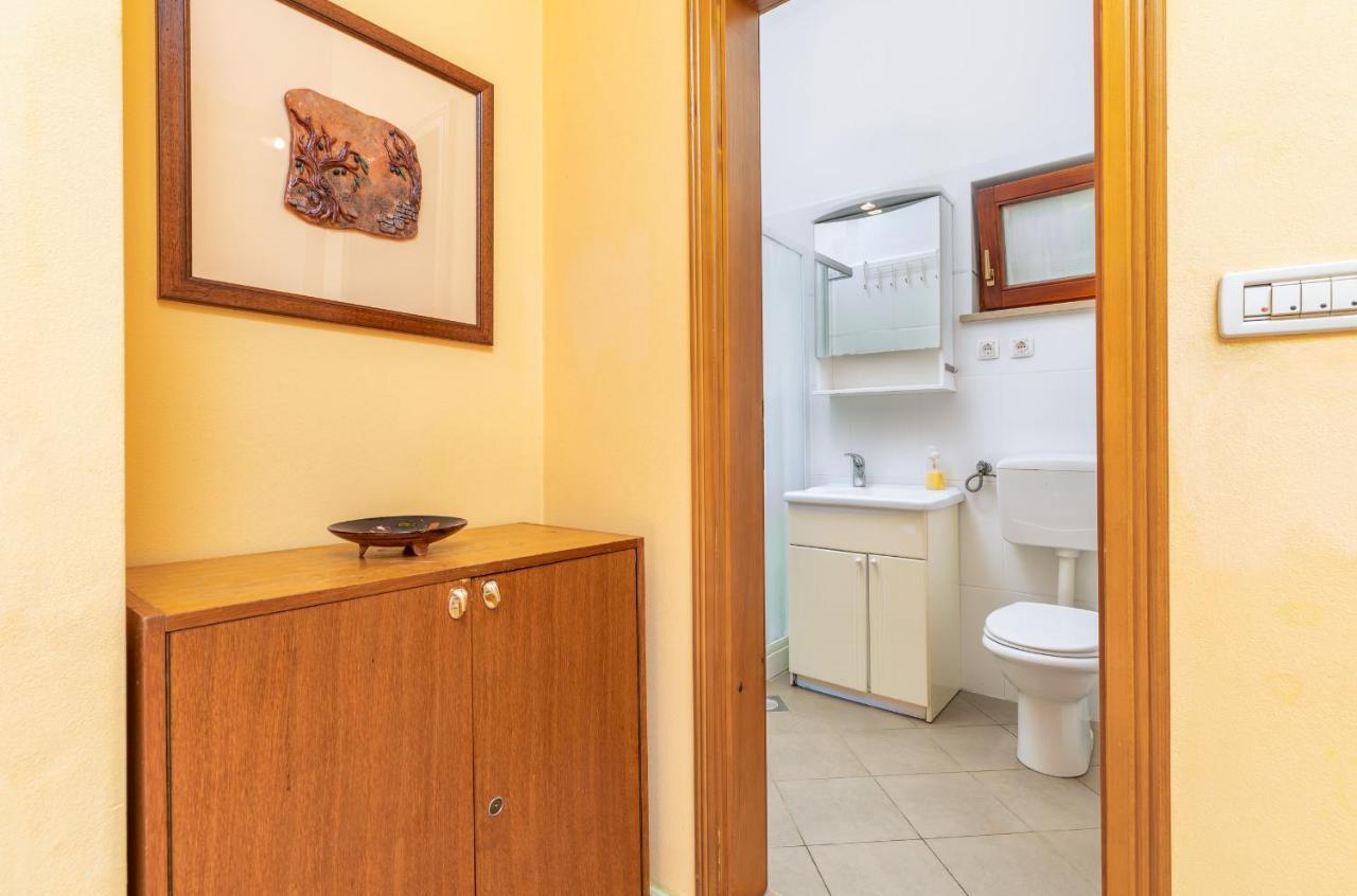 Apartment Luana A1 Fazana Exterior photo
